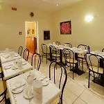 Hotell The Frame 4*